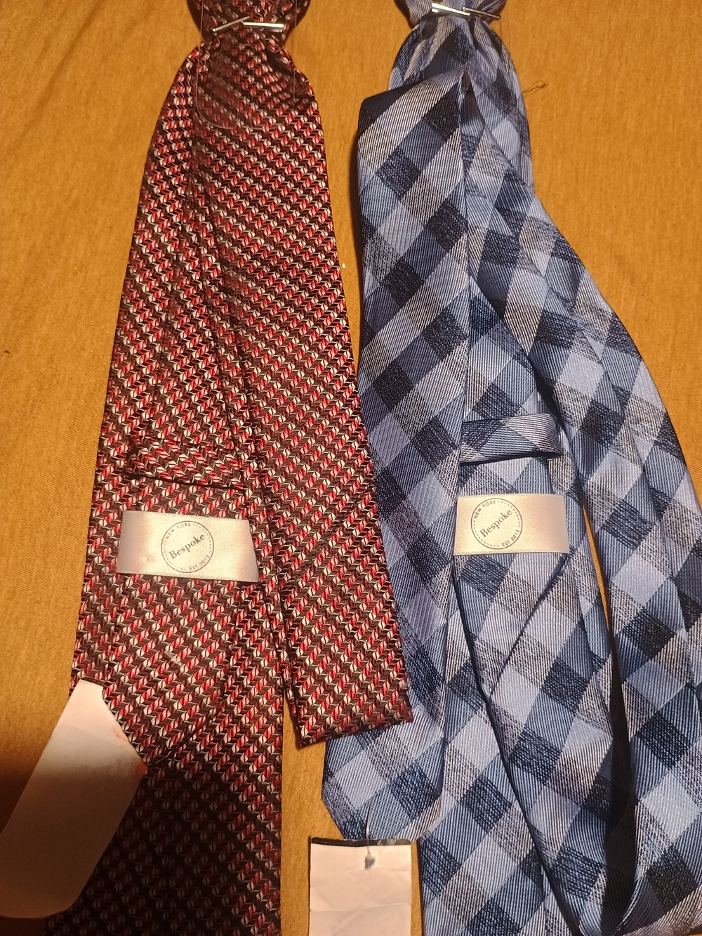 Bespoke Men's Tie in Red Pattern